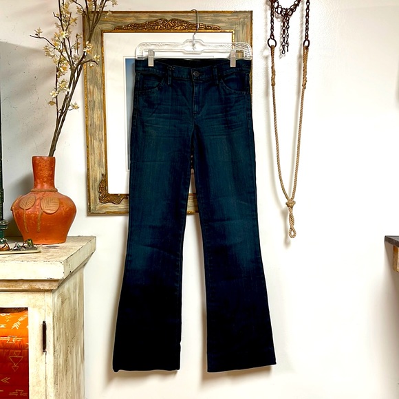 Goldsign Elan Flare Jean - Picture 5 of 9